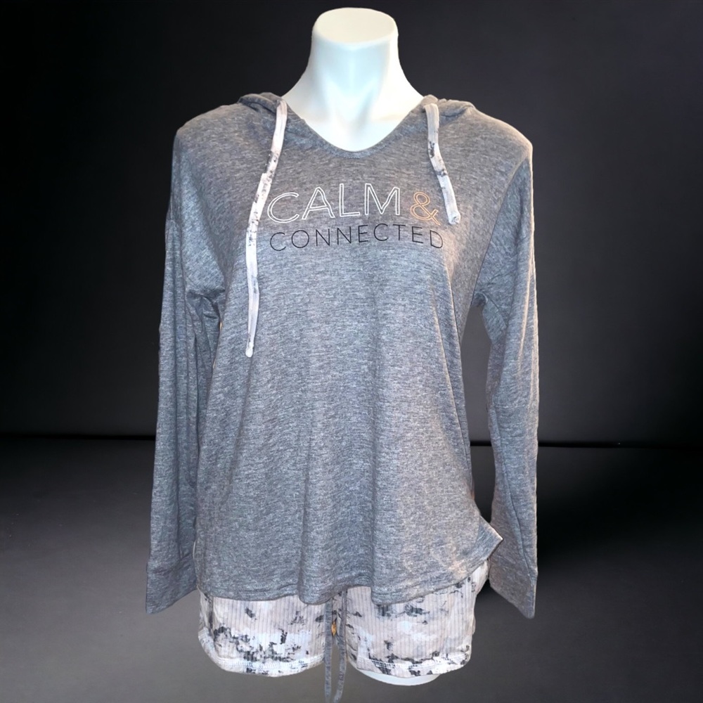 LIKE NEW Danskin Stay Calm Ultra Soft Hoodie & Shorts Pajama Set, Large